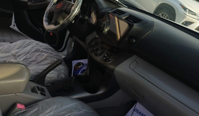 
								TOYOTA RAV4 2009 full									