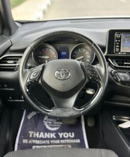 
										TOYOTA CH-R 2018 full									