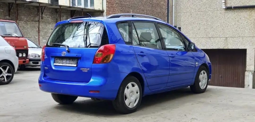 Toyota Corolla Verso 2003 Essence Manuelle – Très bon état – Import Europe