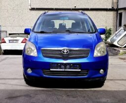 
										Toyota Corolla Verso 2003 Essence Manuelle – Très bon état – Import Europe full									