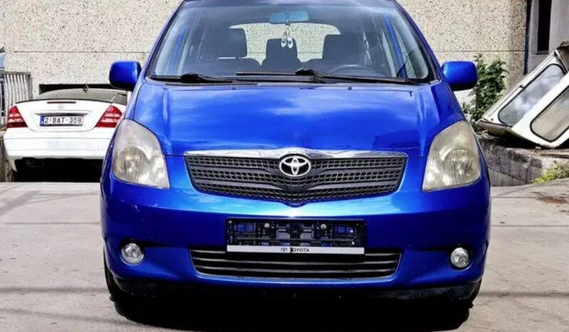 
								Toyota Corolla Verso 2003 Essence Manuelle – Très bon état – Import Europe full									
