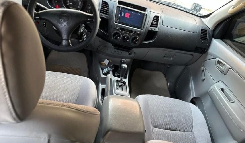 
								TOYOTA HILUX 2008 full									