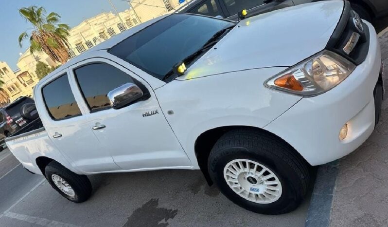 
								TOYOTA HILUX 2008 full									