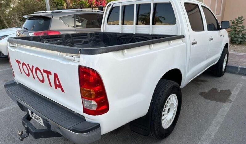 
								TOYOTA HILUX 2008 full									