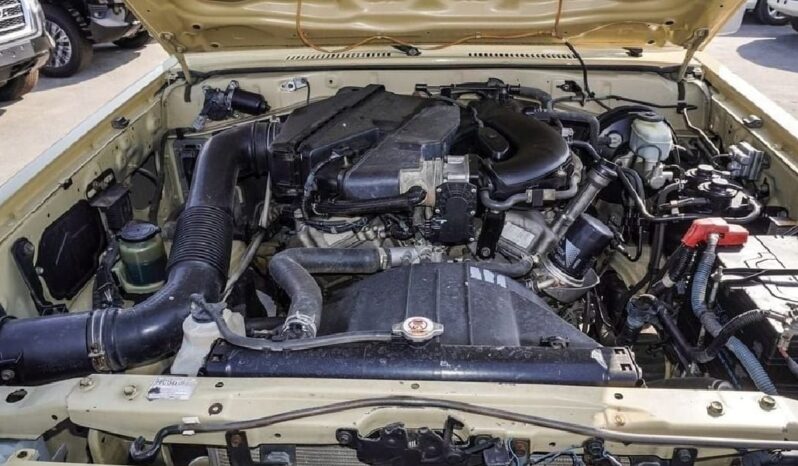 
								TOYOTA LANDCRUISER 2013 full									