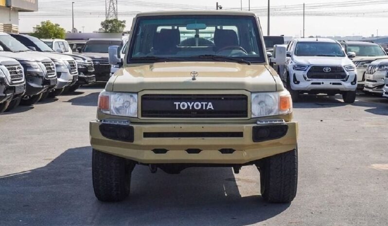 
								TOYOTA LANDCRUISER 2013 full									